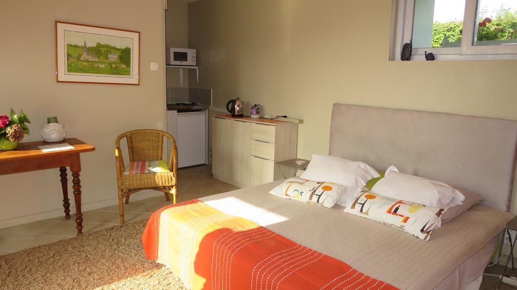 Bed and Breakfast Grand Mainguet Saint-Lambert-la-Potherie Exterior foto