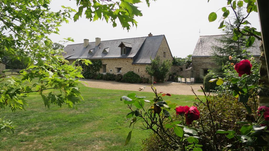 Bed and Breakfast Grand Mainguet Saint-Lambert-la-Potherie Exterior foto